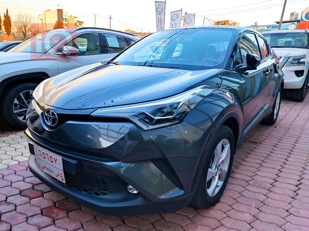 Toyota CH-R